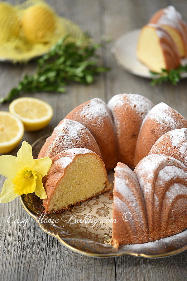 Lemon Bundt cake